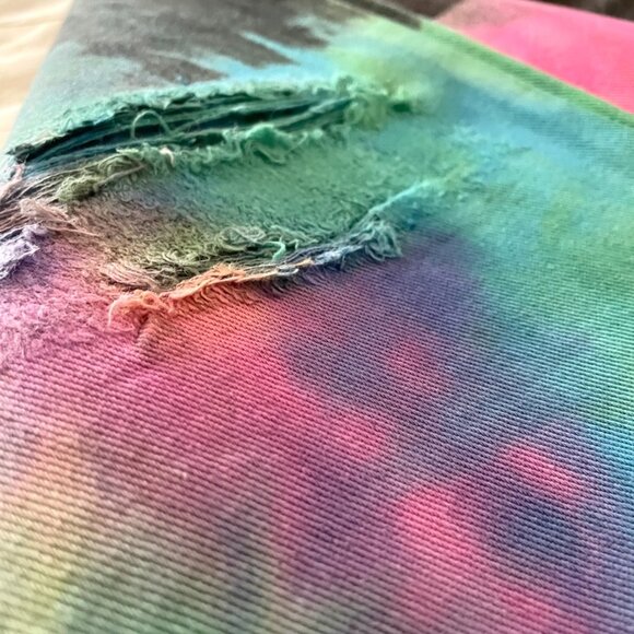 ✨ Split Spectrum Free Speech Jeanies – Size 30 ✨ - Picture 6 of 14